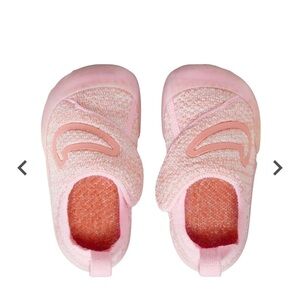 Nike- Swoosh 1 Fly Knit toddler shoes